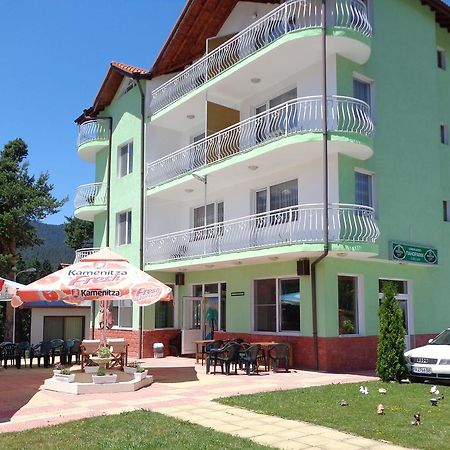 Family Hotel Panorama Sarnitsa Exterior foto